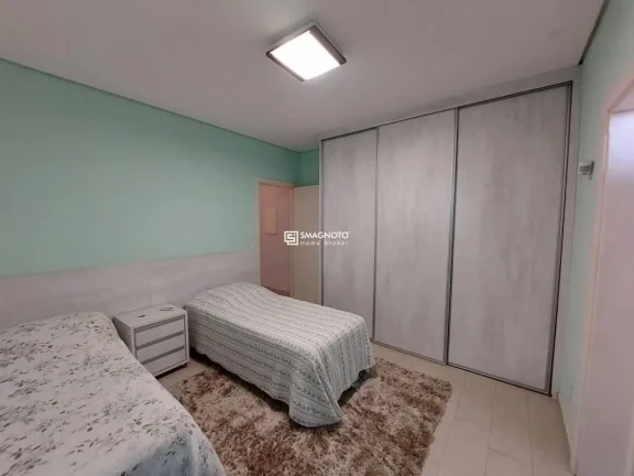 Imagem Vendo Sobrado no condomínio Aguas de São Pedro 3 suítes, piscina e excelente nível de acabamento!