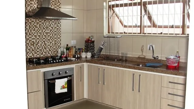 Imagem Casa à venda 3 Quartos, 2 Suites, 2 Vagas, 200M², Residencial Mombaça, Pindamonhangaba - SP