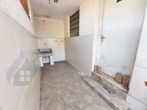 Imagem Casa de 2 dormitórios, 1 sala, 2 banheiros, 1 garagem, com 90m² em Rudge Ramos, São Bernardo do Campo