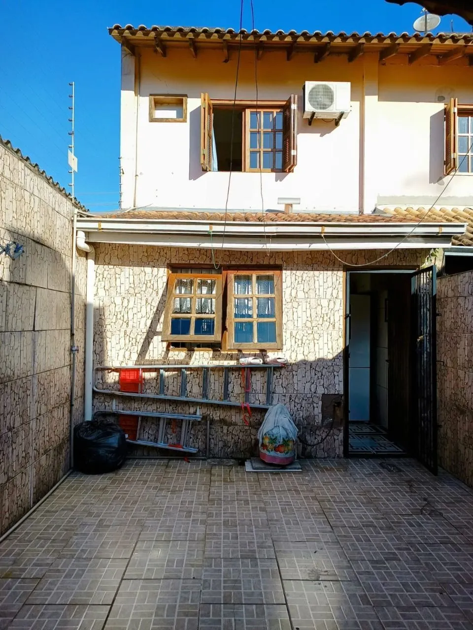 Imagem Casa Sobrado Com Excelente localização
