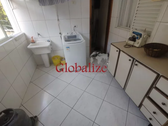 Imagem Sobreposta alta Duplex com 3 suítes e ampla área de lazer no andar Superior no Bairro da Ponta da Praia por R$ 1.300.000,00 !