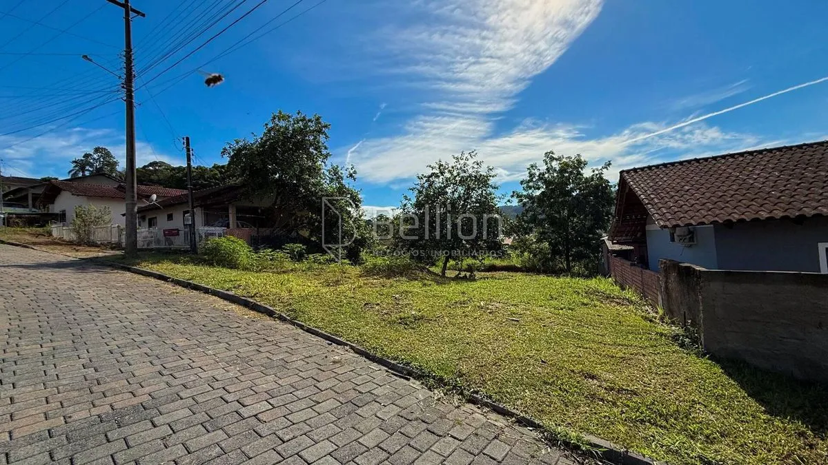 Imagem Terreno com 459,57 m² no bairro Quintino - Timbó