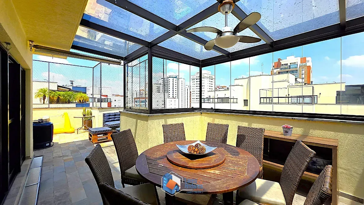 Imagem Cobertura para venda em Vila Hamburguesa com 4 quartos, sendo 2 suítes, 227m²