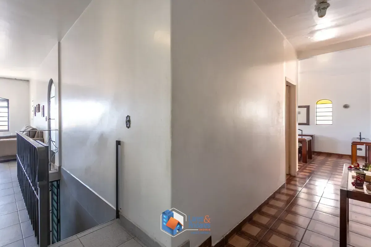 Imagem Casa para venda em Vila Inglesa com 3 quartos, 217m²