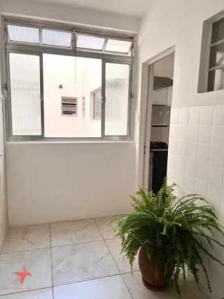 Imagem Apartamento à venda em Pinheiros, São Paulo-SP: 4 quartos, 2 salas, 3 banheiros, 1 vaga de garagem - 128,80 m de área.