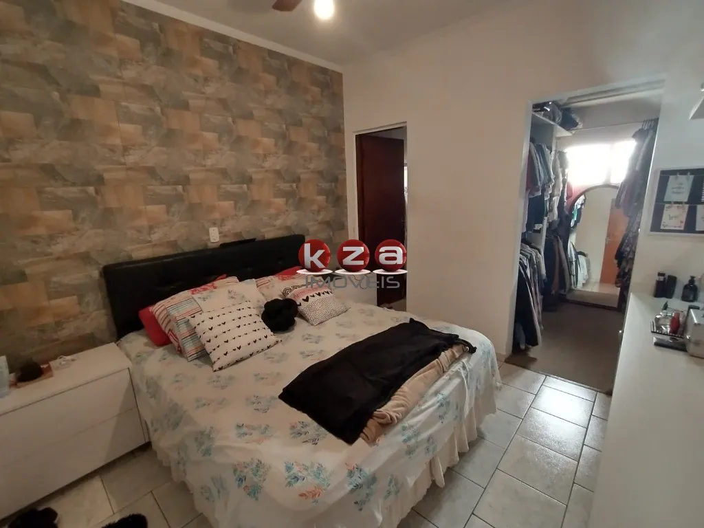 Imagem Casa em Condomínio de Luxo no Parque das Colinas - Valinhos-SP 2 Quartos, 1 Suíte, 3 Salas, 2 Banheiros, 3 Vagas - 160m²