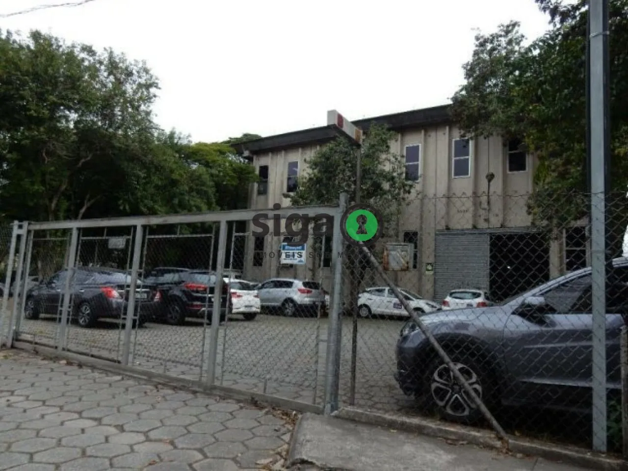 Imagem Imóvel Comercial/Industrial à Venda - Estrutura Completa com 2.194 m² - ZDE-2
