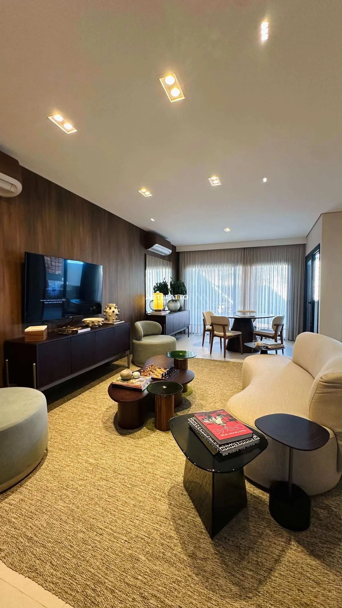 Foto do imóvel Casa de condomínio à venda em Franca, Santo Agostinho, com 3 quartos, 204,79m2