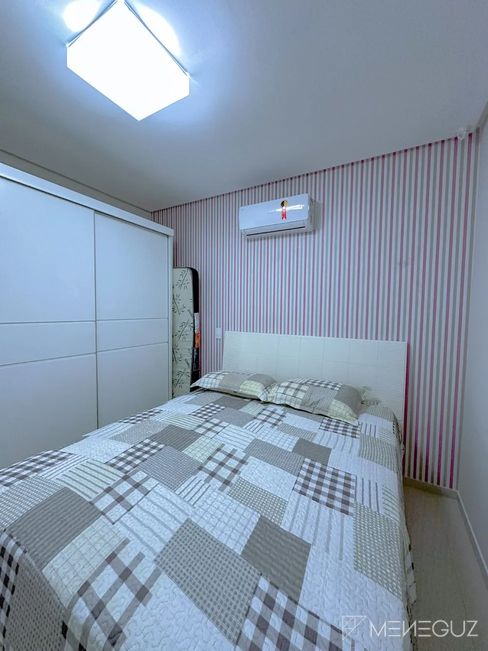 Imagem APARTAMENTO 3 QUARTOS A VENDA DE FRENTE PARA O MAR TOTALMENTE MOBILIADO E DECORADO