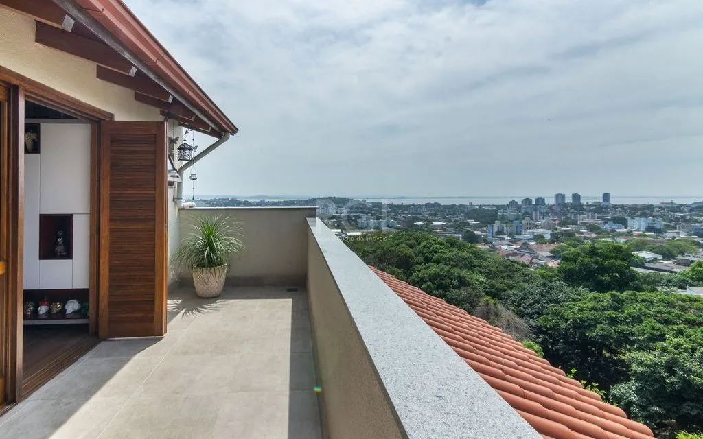 Imagem Casa Condominio de 3 dormitórios 3 vagas - bairro Nonoai