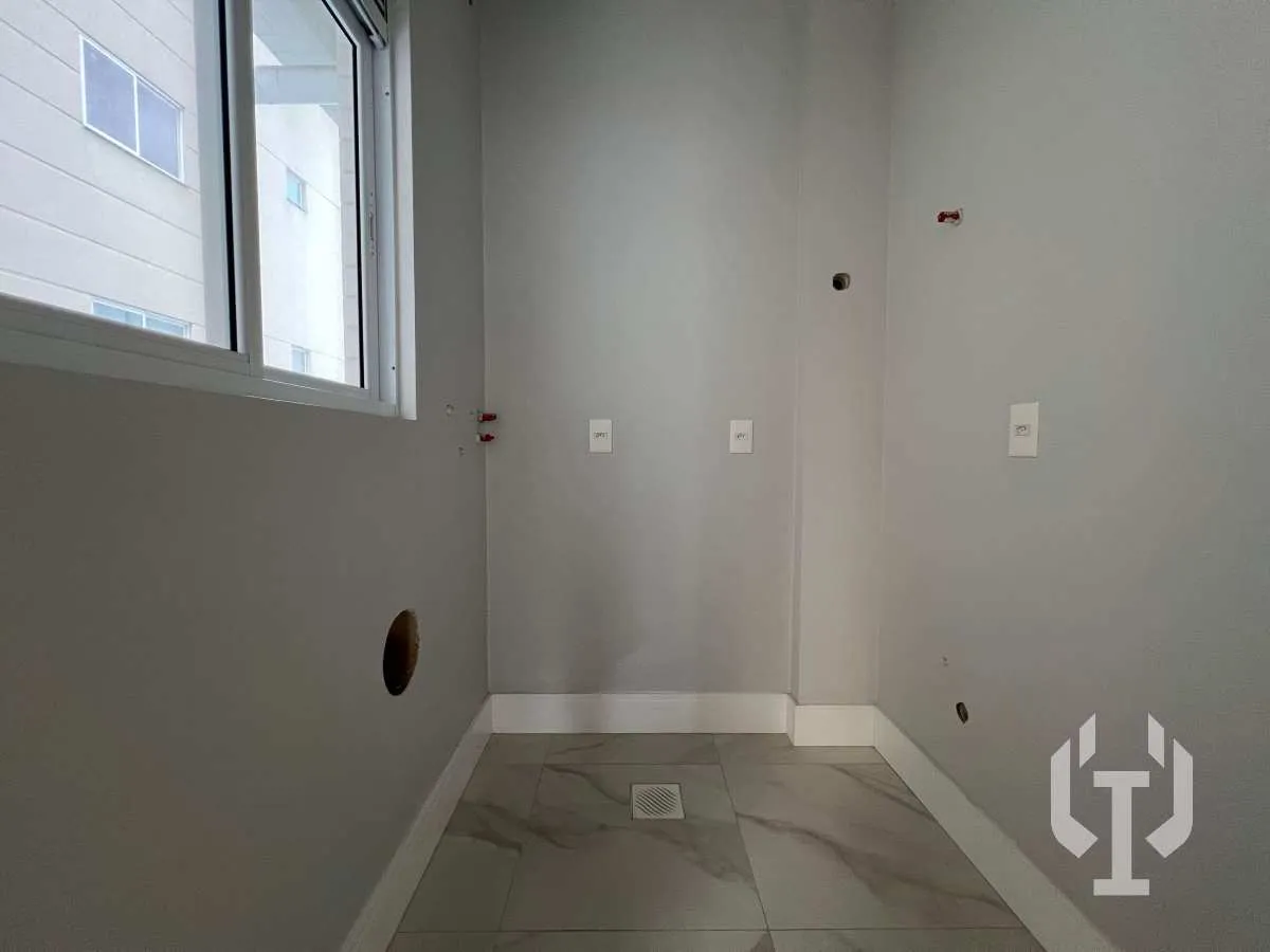 Imagem Apartamento à venda, no One Gold, em Itapema, Meia Praia, com 3 quartos