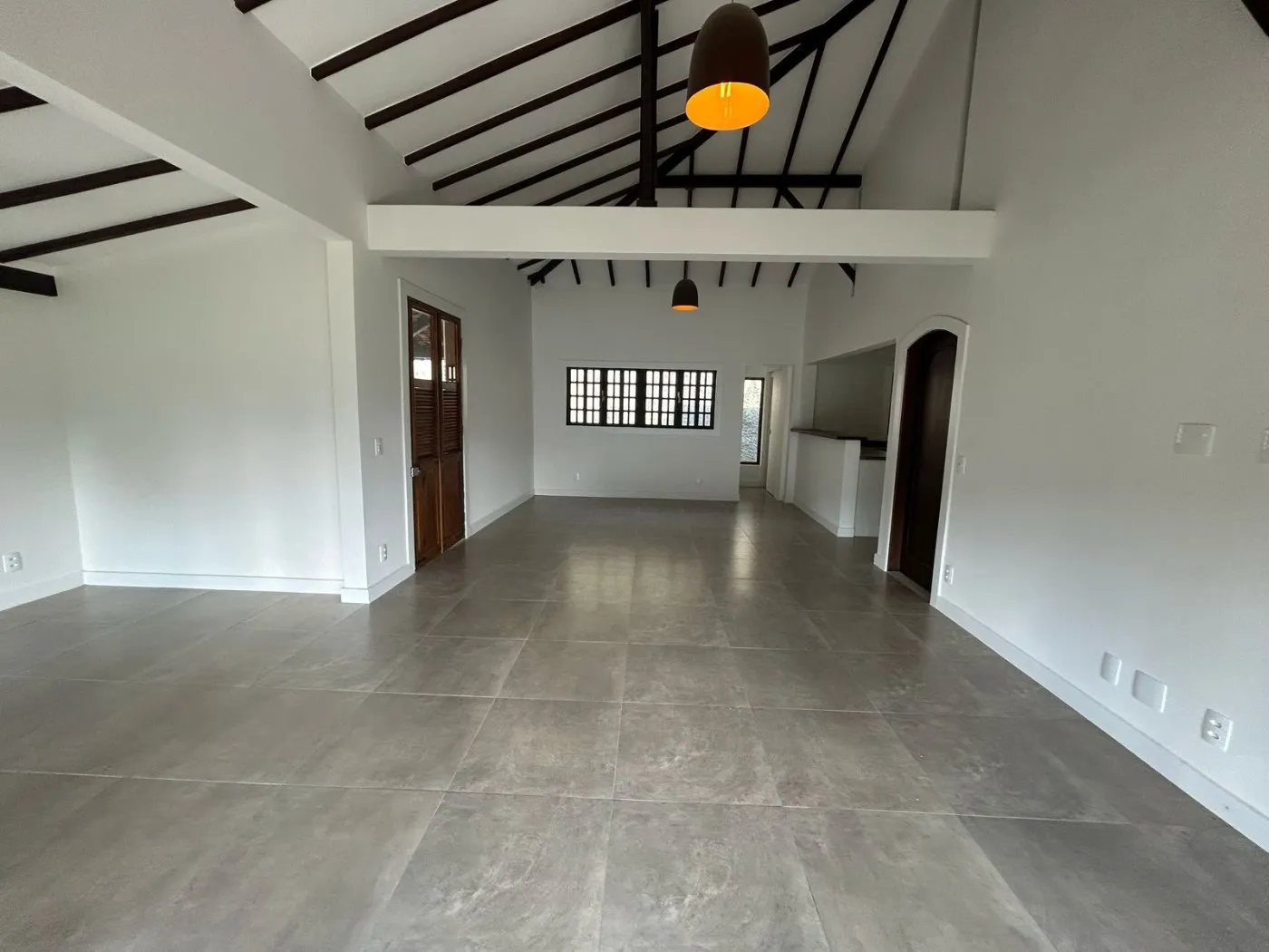 Imagem Casa em Condomínio para Venda em Petrópolis / RJ no bairro Cuiabá