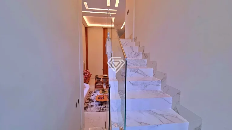 Imagem Sobrado 4 Suítes + Home, 400 m² c/ lazer à Venda no Condomínio Mirante do Lago