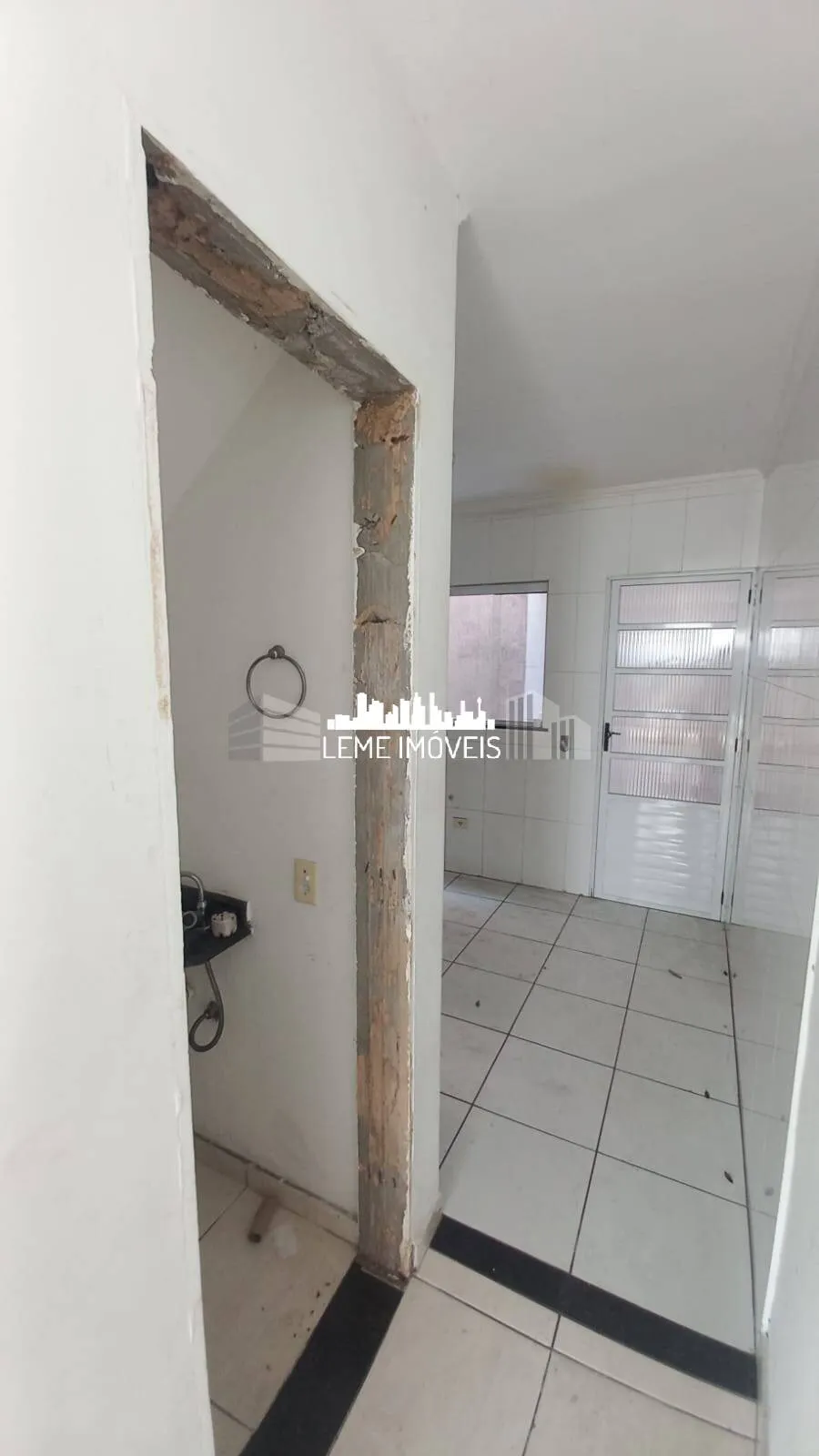 Imagem Sobrado com 4 cômodos, 2 suítes Aceita financiamento Habitacional!!!