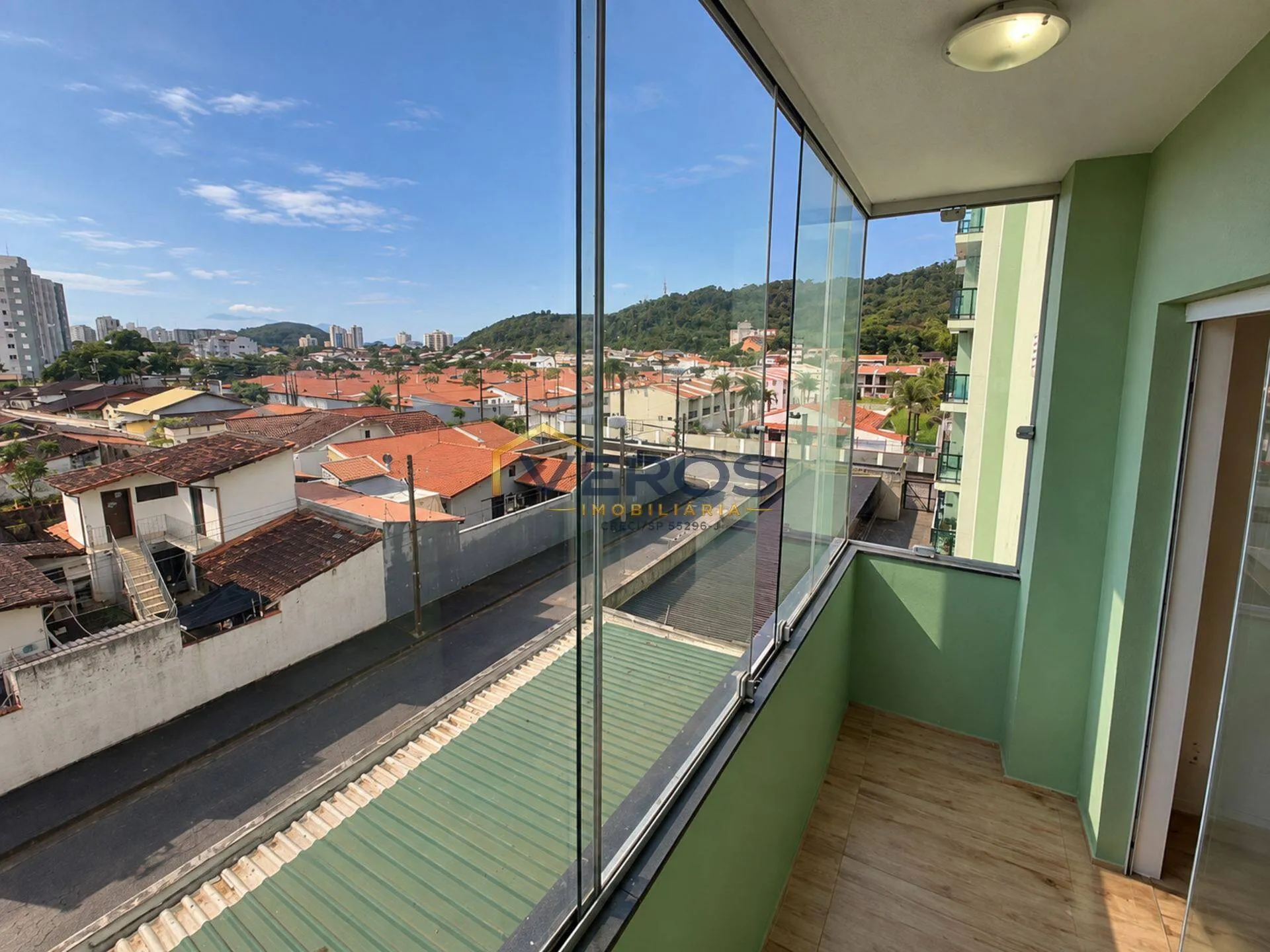 Imagem Apartamento com 2 quartos e 2 banheiros a venda na Martim de Sá em Caraguá