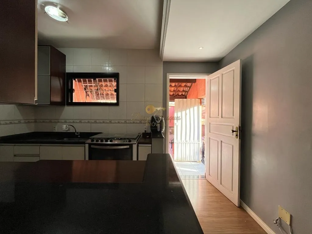 Imagem Casa em Condomínio para Venda em Teresópolis / RJ no bairro Bom Retiro