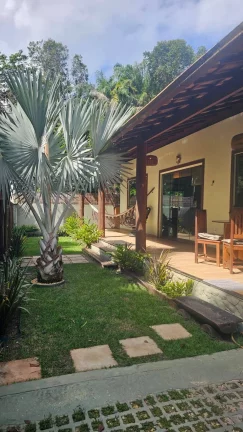 Imagem EXCELENTE CASA PORTEIRA FECHADA