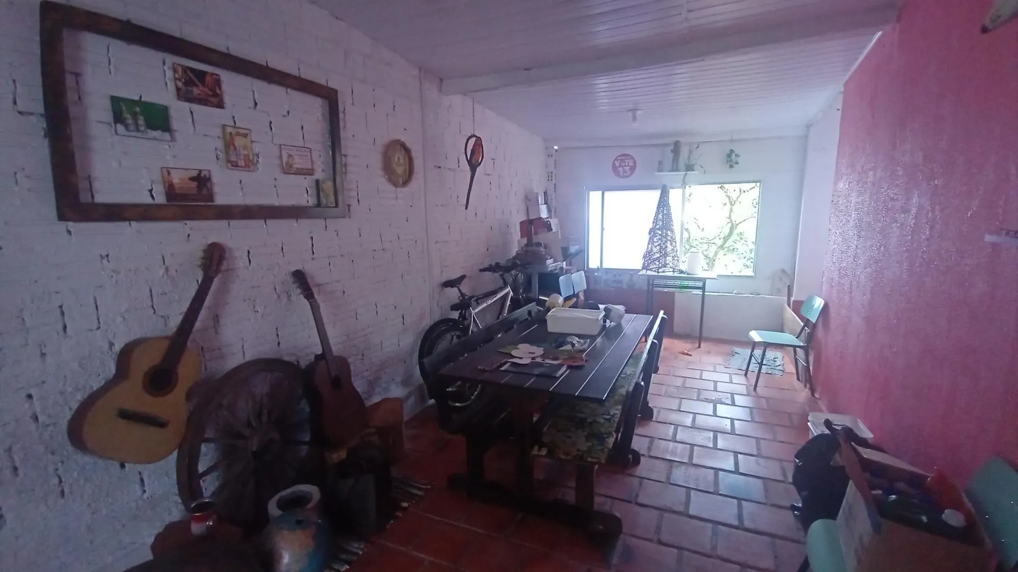 Imagem Casa com 2 dormitórios no bairro Glória
