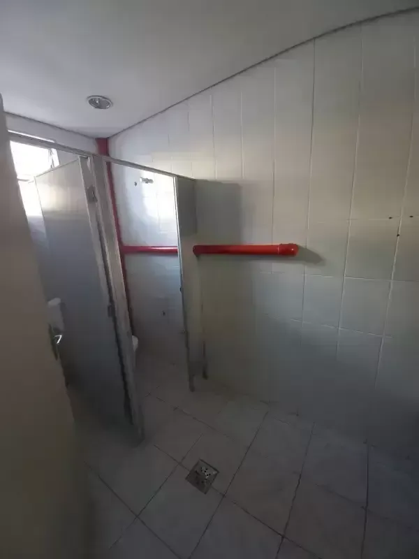 Imagem EXCELENTE IMÓVEL COMERCIAL DE ESQUINA COM ALTA VISIBILIDADE E GRANDE POTENC