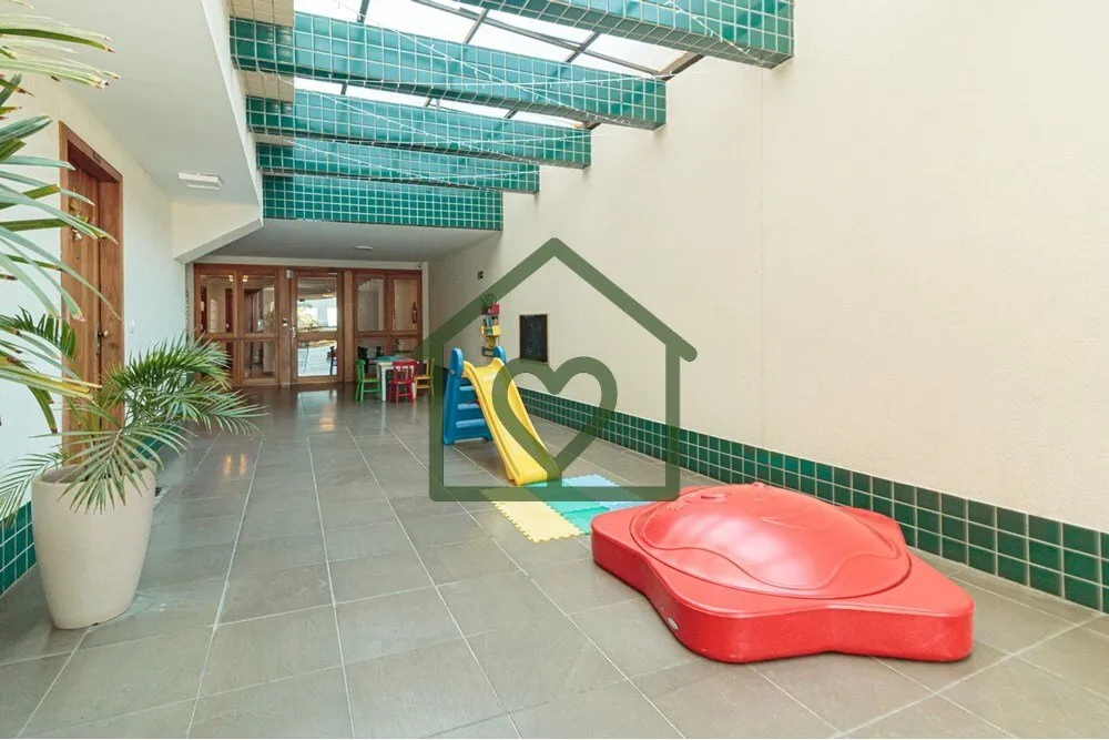 Imagem **Apartamento à Venda em Condomínio Fechado no Menino Deus, Porto Alegre** Descubra seu novo lar e...