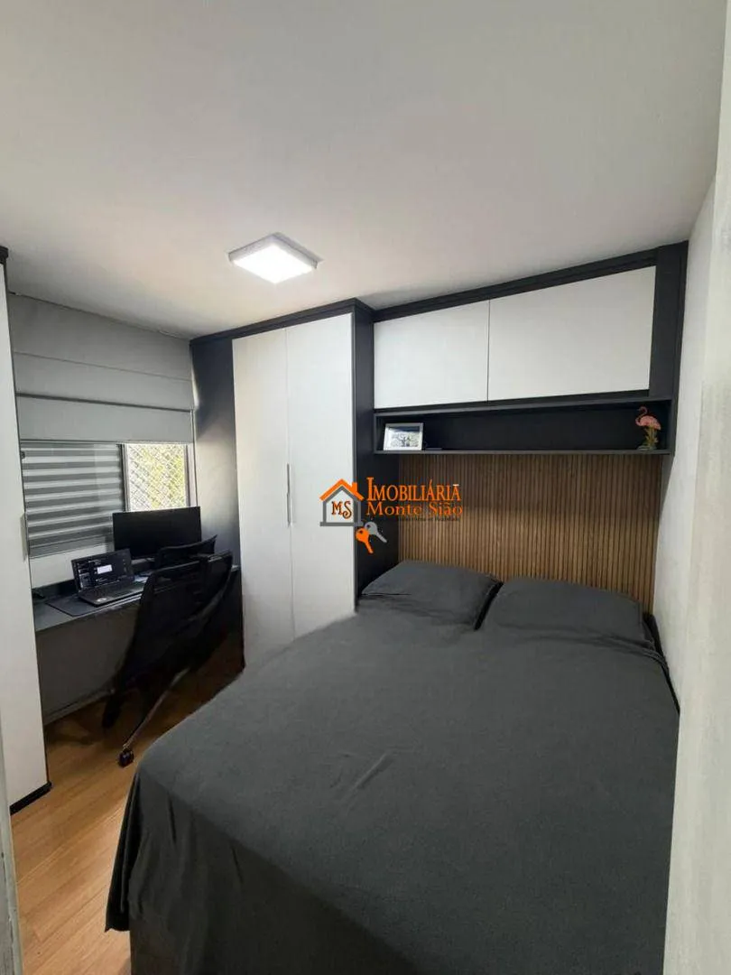 Imagem Apartamento com 2 dormitórios à venda, 45 m² por R$ 265.000 - Água Chata - Guarulhos/SP