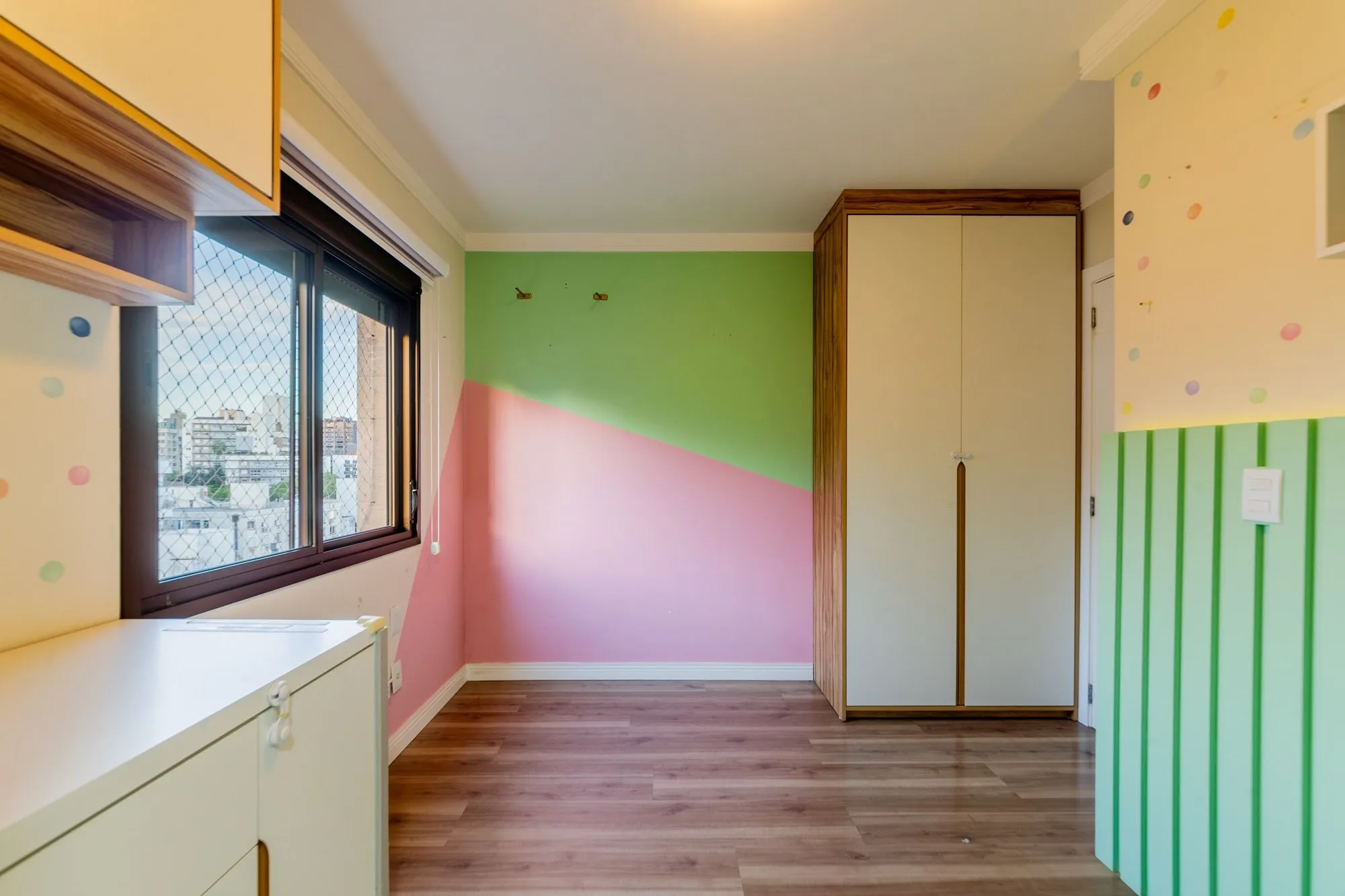 Imagem Apartamento com 2 suites, lavabo e 2 vagas de garagem no Bairro Rio Branco