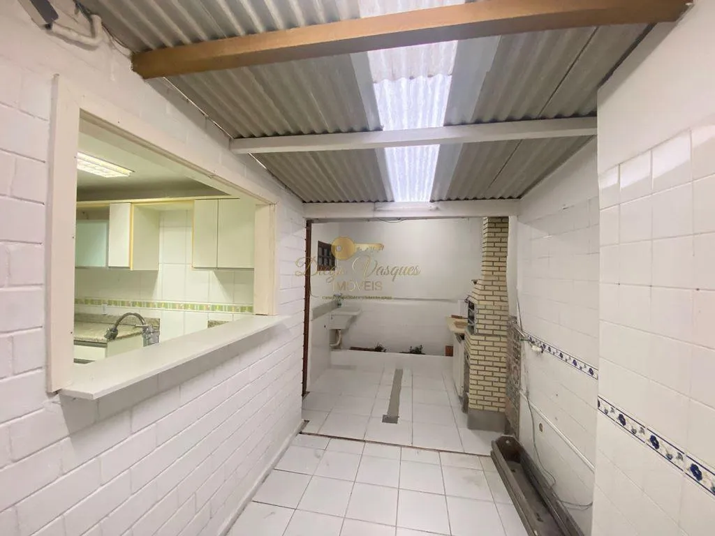 Imagem Casa em Condomínio para Venda em Teresópolis / RJ no bairro Araras