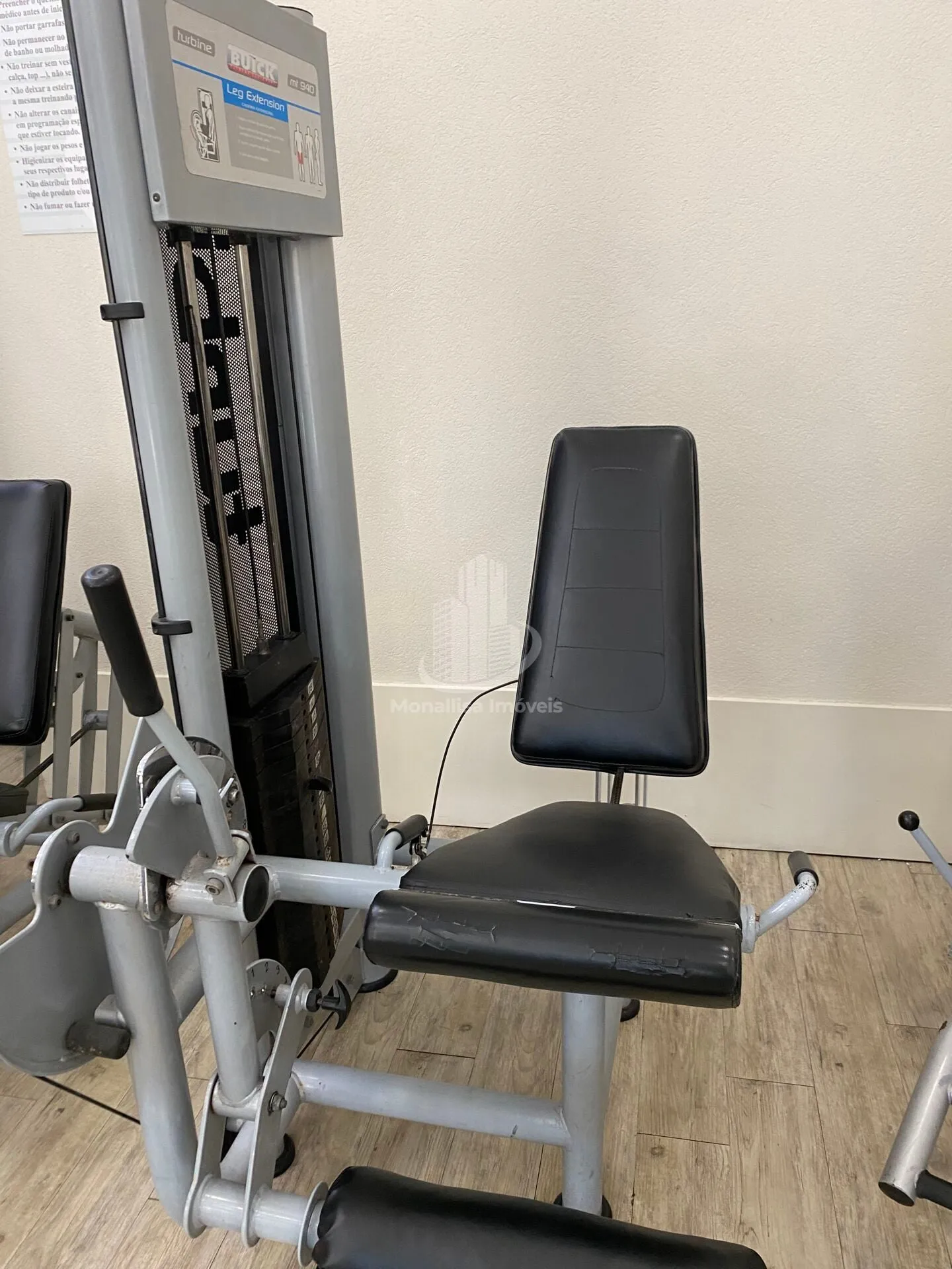 Imagem Sala comercial mobiliada com vaga na Barra da Tijuca