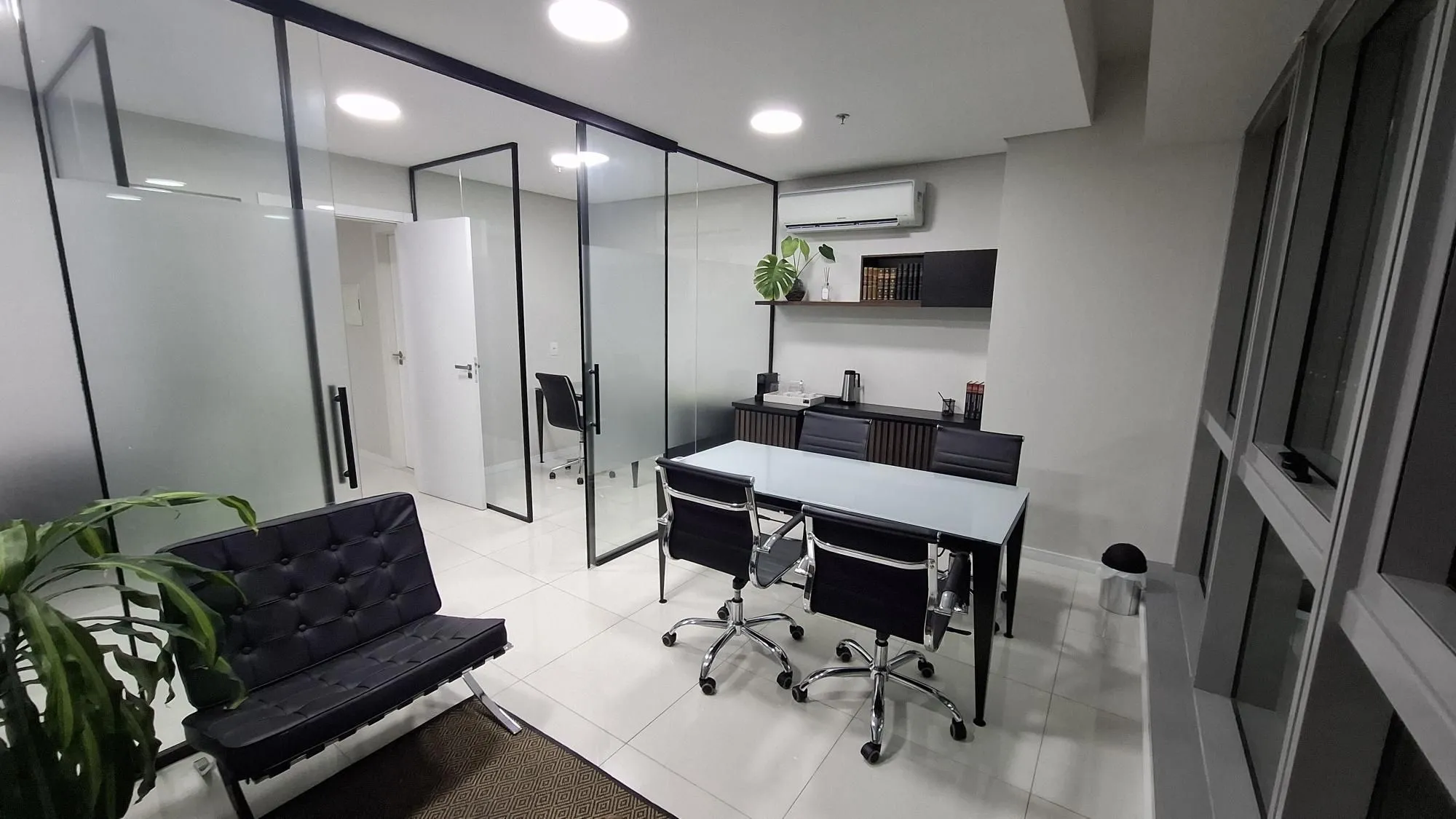 Imagem De R$ 440 mil por R$ 425mil. CONFIRA JÁ