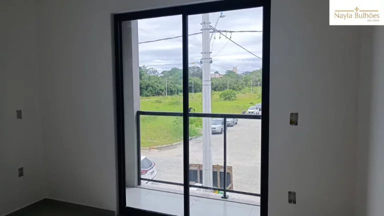 Imagem CASA RESIDENCIAL em SÃO JOSÉ - SC, FORQUILHAS