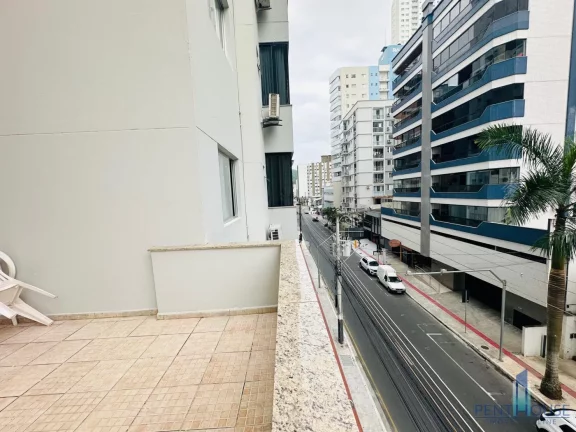 Imagem Apartamento com Terraço para Venda em Balneário Camboriú, CENTRO, 2 dormitórios, 1 banheiro, 1 vaga