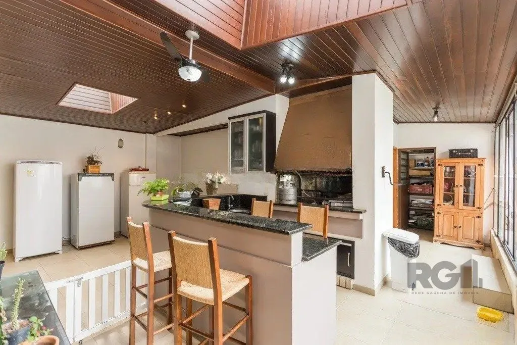 Imagem Casa com 3 dormitórios no bairro Jardim Lindóia