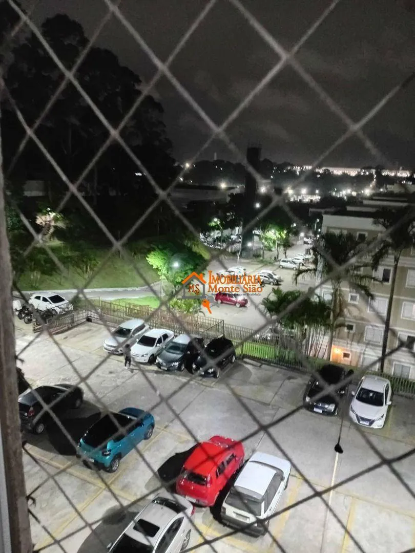 Imagem Apartamento com 2 dormitórios à venda, 45 m² por R$ 235.000,00 - Água Chata - Guarulhos/SP
