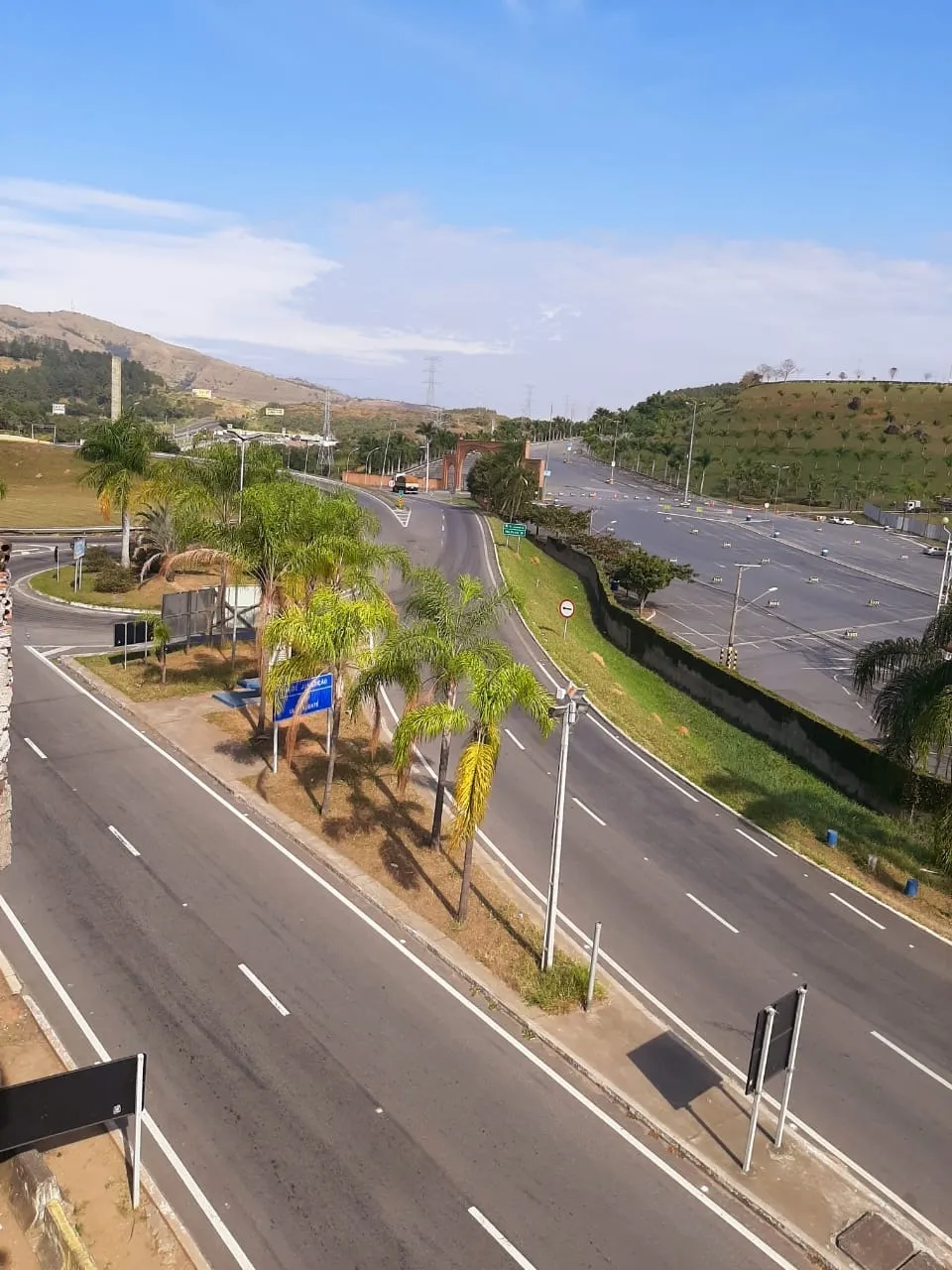 Imagem Oportunidade Única: Prédio Inacabado com Potencial para Expansão em Localização Estratégica em Aparecida