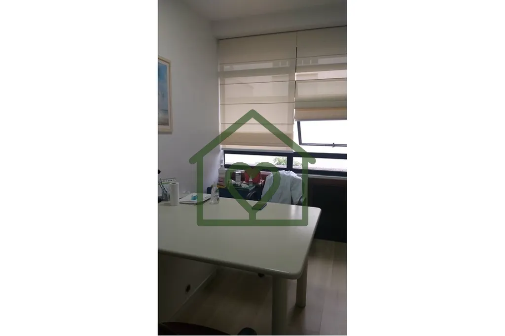 Imagem Descubra uma oportunidade única de adquirir um Cj. Comercial/Sala excepcionalmente localizado em Po...