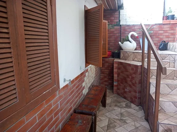 Imagem Casa de alvenaria 140m², Garagem, rua asfaltada, Krahe, Viamão