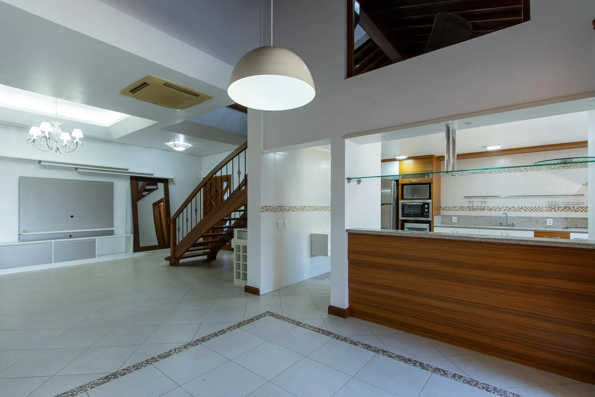 Imagem Prédio Misto Comercial/Residencial, à venda, com 802,57m² privativos, 6 vagas - Bairro Tristeza