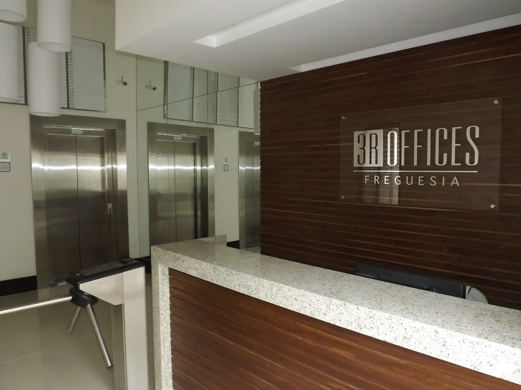 Imagem Sala Comercial a Venda no bairro Freguesia (jacarepaguá) - Rio de Janeiro, RJ