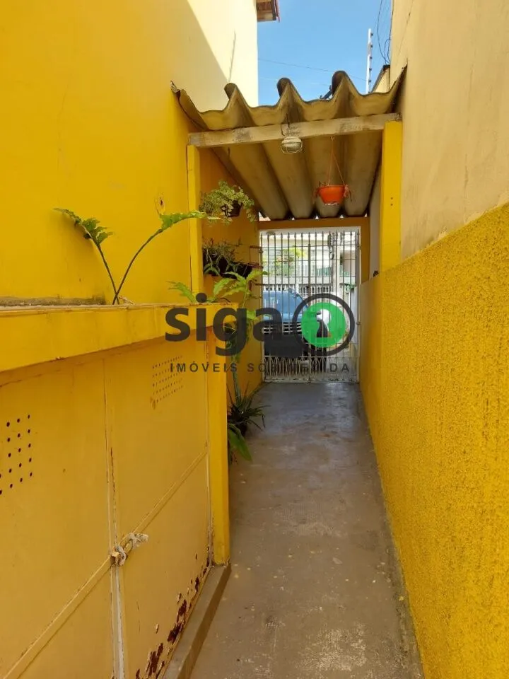 Imagem Sobrado com 3 Vagas e Edícula em Localização Privilegiada no Jardim da Saúde.