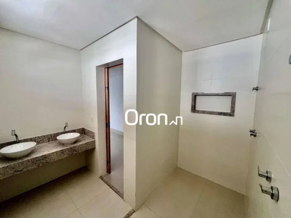Imagem Sobrado com 3 dormitórios à venda, 147 m² por R$ 969.000,00 - Setor Jaó - Goiânia/GO
