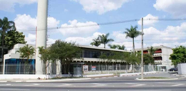 Imagem Terreno com 2 imóveis comerciais para locação ou venda na Vl. Leopoldina.