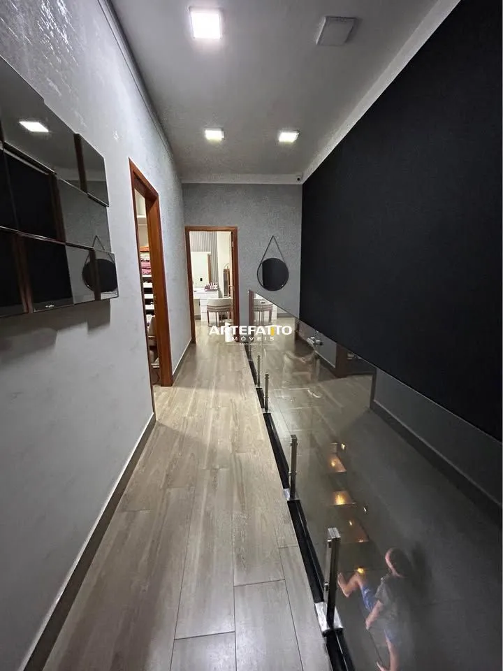Imagem Sobrado à venda em Franca, Residencial Zanetti, com 3 quartos, 292m2
