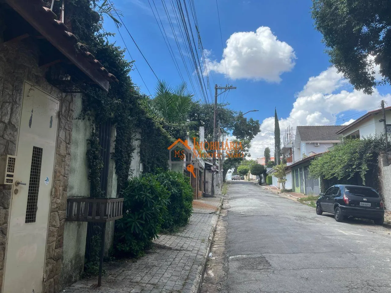 Imagem Sobrado com 6 dormitórios à venda, 372 m² por R$ 1.550.000,00 - Vila Rosália - Guarulhos/SP