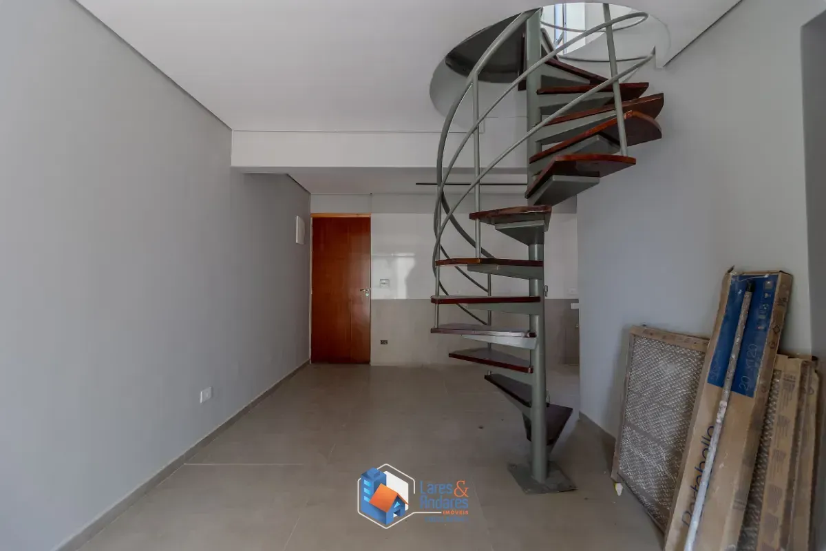 Imagem Cobertura para venda em Cambuci com 3 quartos, sendo 1 suíte, 119m²