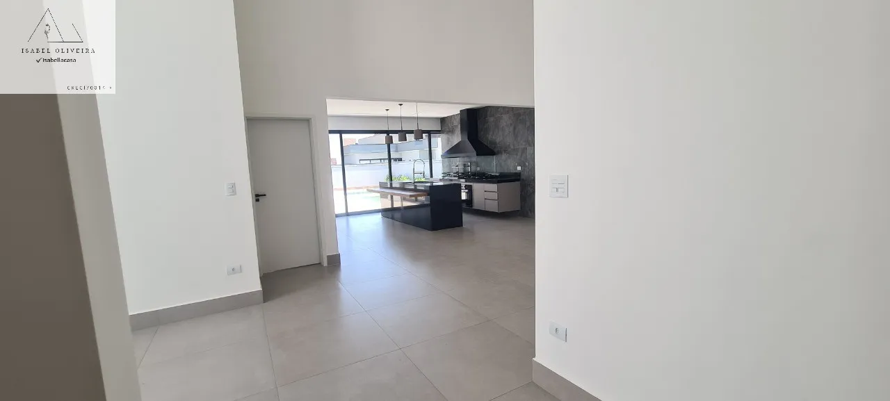 Imagem Oportunidade única! Casa em condomínio à venda em Salto-SP, Portal dos Bandeirantes. 3 quartos, 3 suítes, 2 salas, 4 banheiros, 4 vagas, 228m².