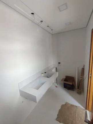 Imagem Sobrado Novo Alto Padrão 3 Dormitórios e 3 Suítes Estuda Permuta