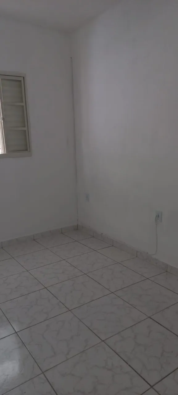 Imagem Imperdível casa 2 Dormitórios à venda em Sorocaba-SP, Jardim Marcelo Augusto