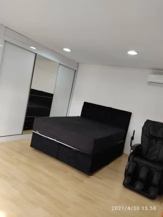 Imagem Sobrado com 3 Quartos à Venda, 450 m² em Cidade Centenário - São Paulo