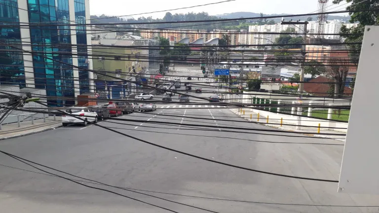 Imóvel Comercial à Venda, 300 m² em Avenida Carmine Gragnano, 74 - Centro, Jandira - SP