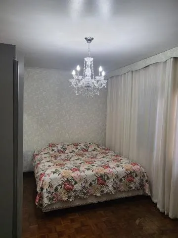 Imagem VENDA E LOCAÇÃO DE SOBRADO NA VILA VIRGÍNIA, EM ITAQUAQUECETUBA/SP, 200m² com varanda, jardim, cozinha ampla, 3 salas e suíte com hidro. CONSULTE-NOS.